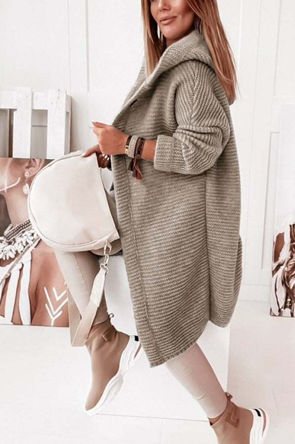 ND | Veste en tricot avec capuche