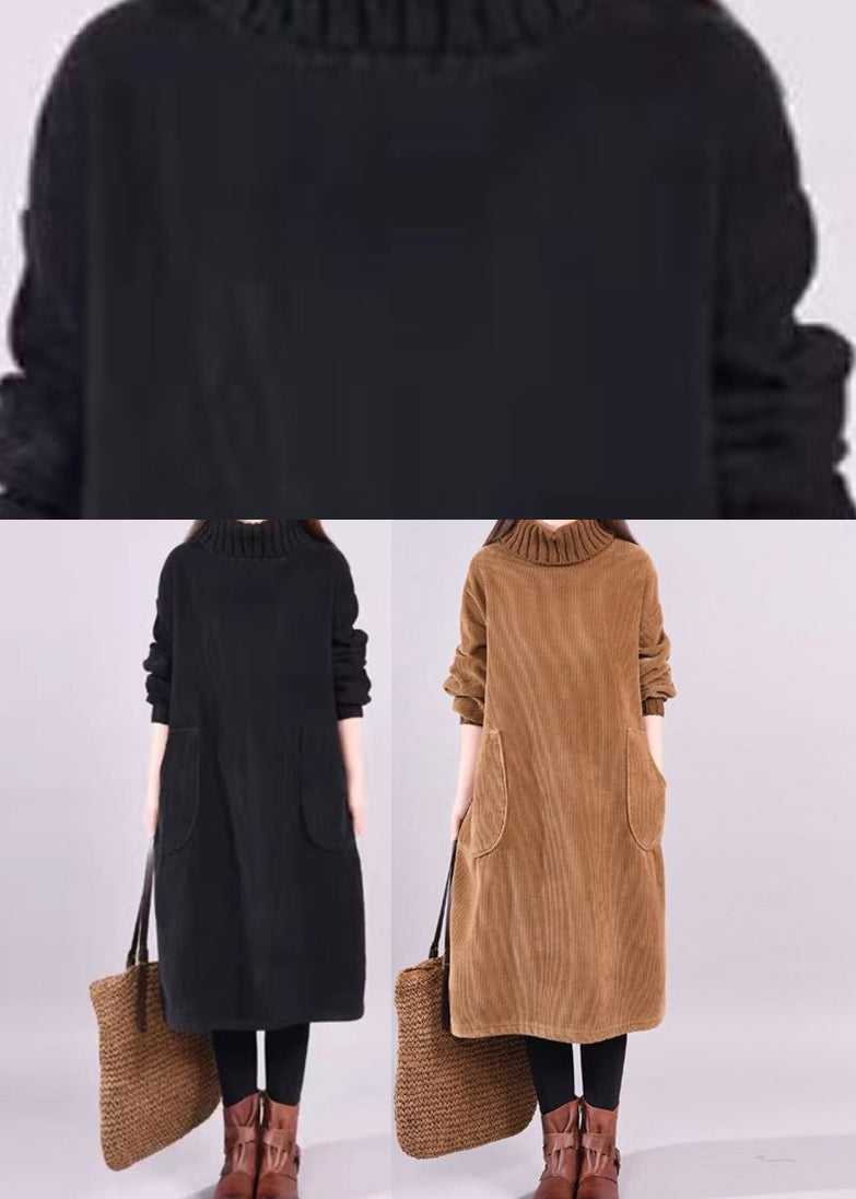ND | Robe midi en velours côtelé avec col roulé