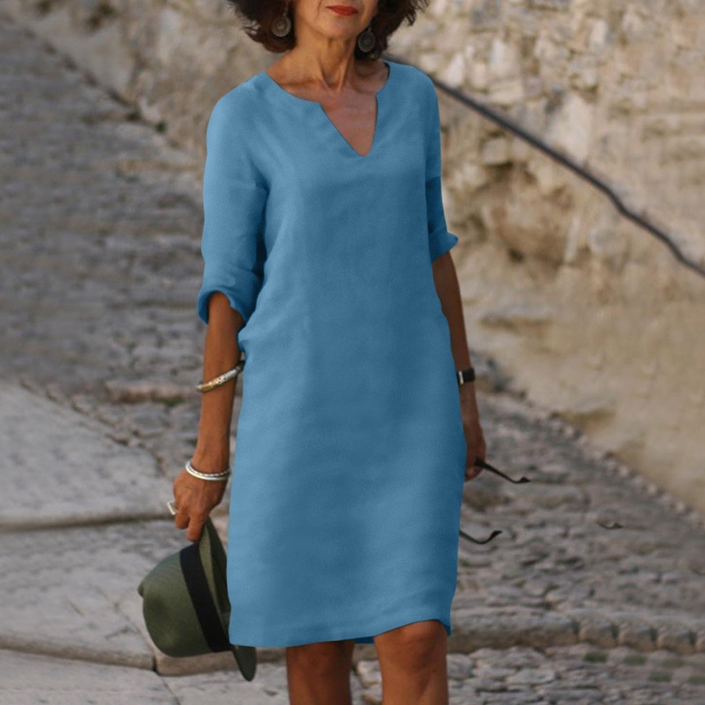 ND | Robe midi avec décolleté en V