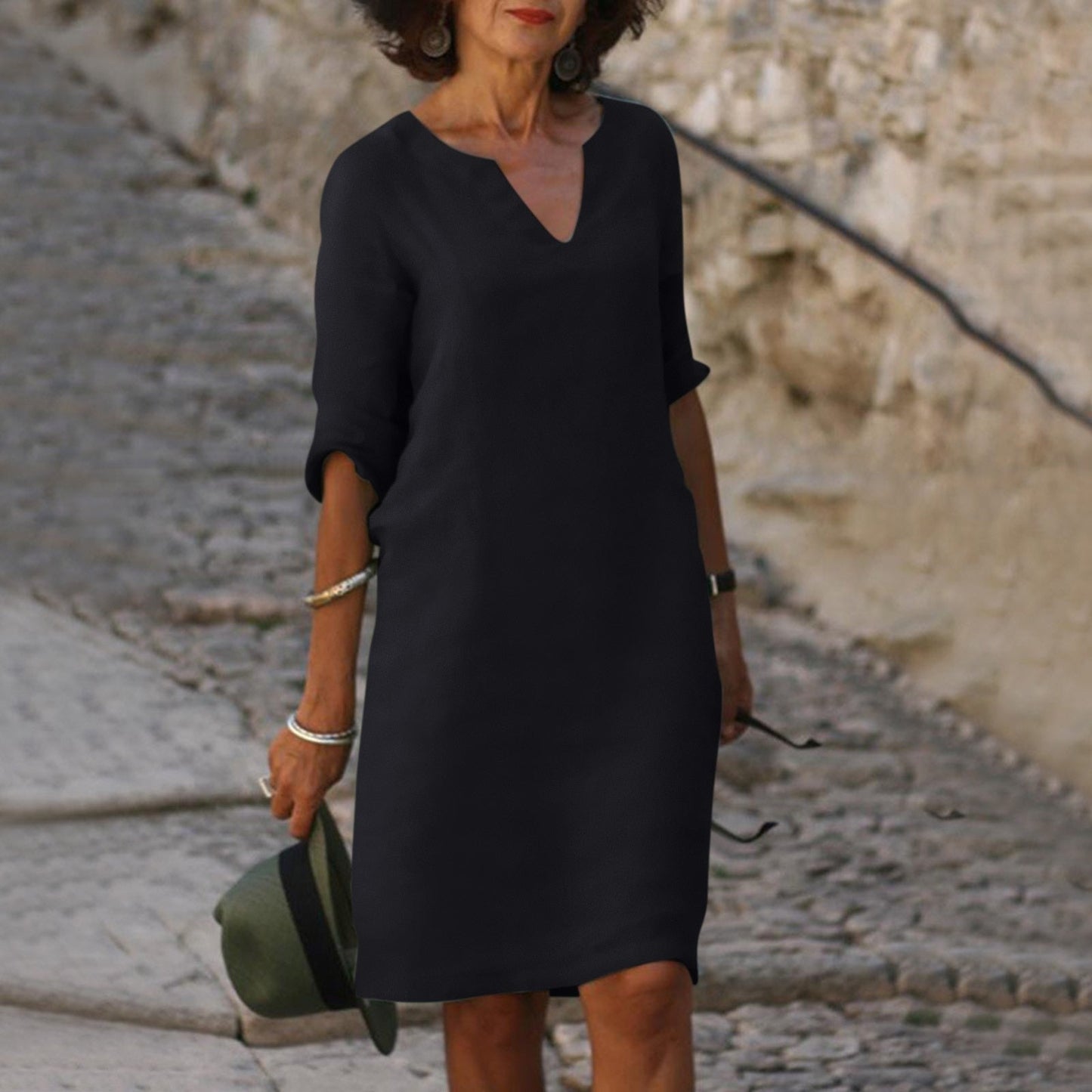 ND | Robe midi avec décolleté en V