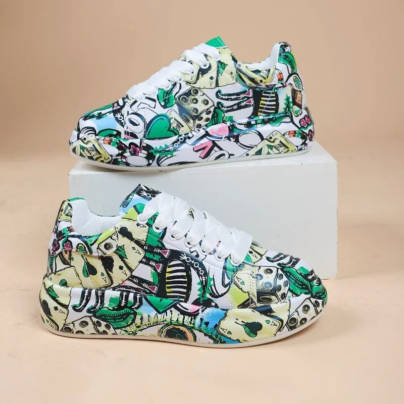 ND | Chaussures de sport vivantes de style graffiti