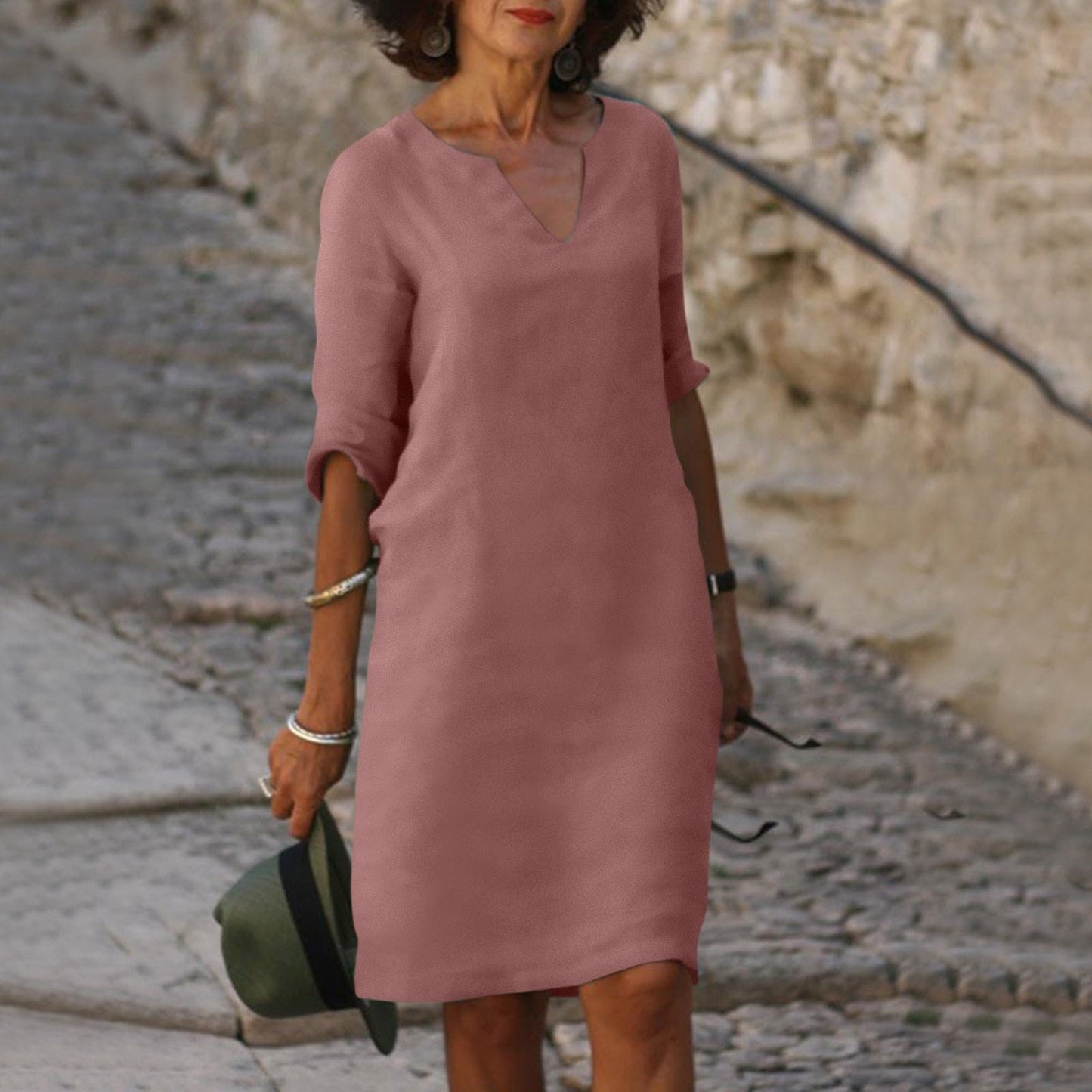 ND | Robe midi avec décolleté en V