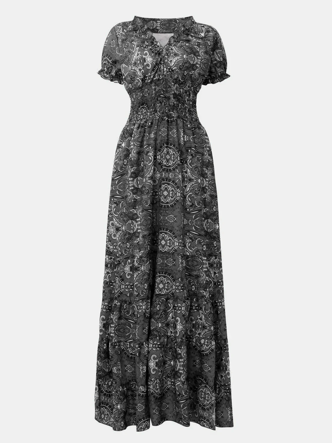 ND | Grande robe avec décolleté en V smocké et manches courtes
