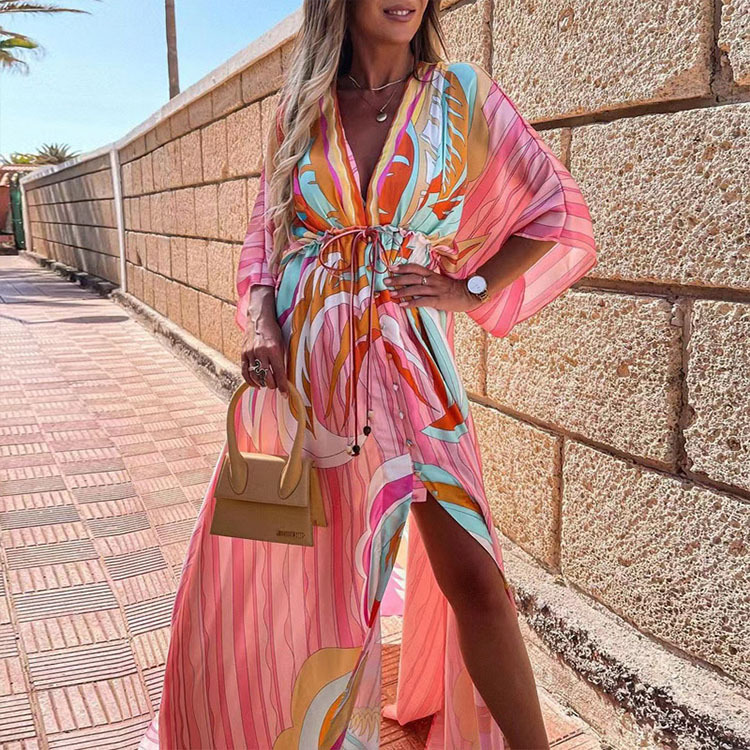 ND | Robe de plage boho avec décolleté en cœur, manches chauve-souris, coupe longue et imprimé