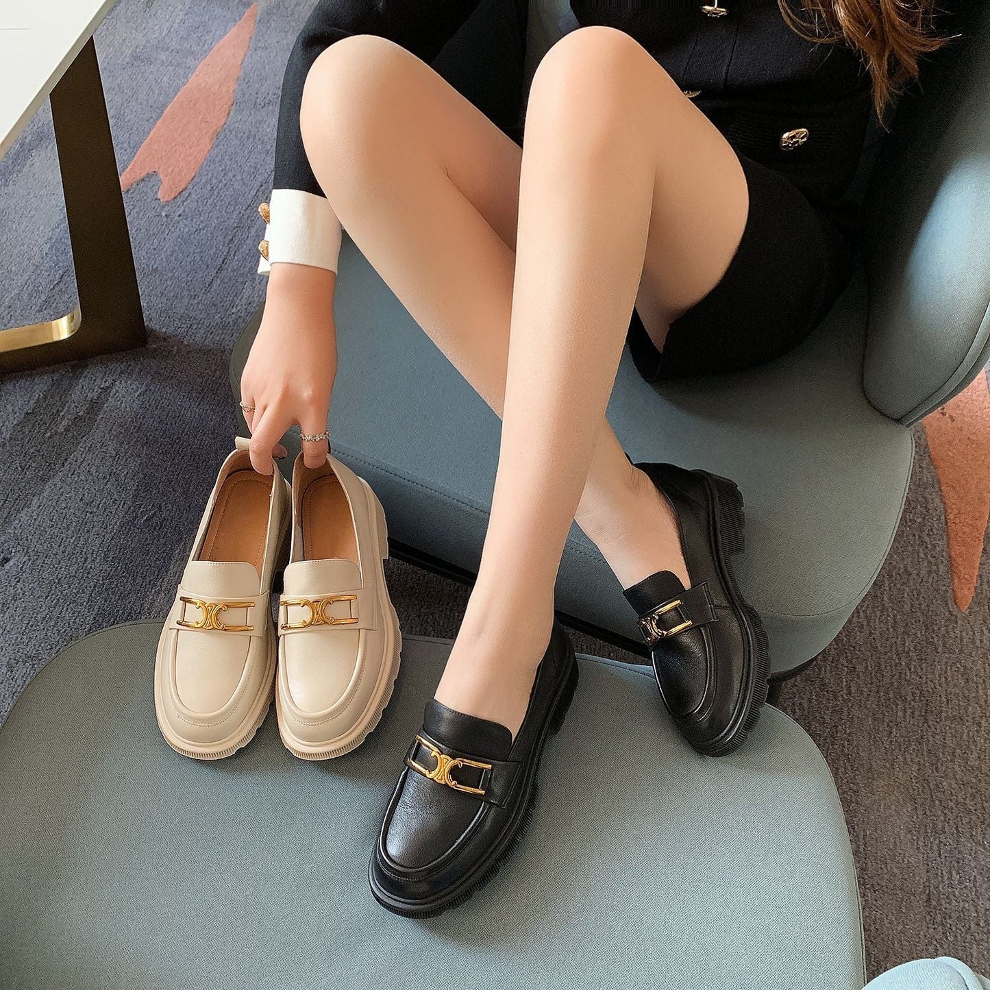 ND | Loafers élégants et maladroits