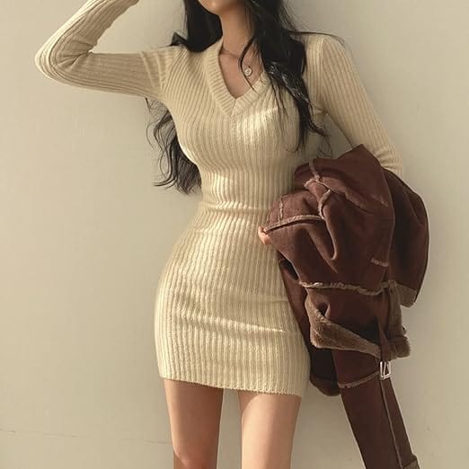 EP | Robe courte crochetée avec décolleté en V