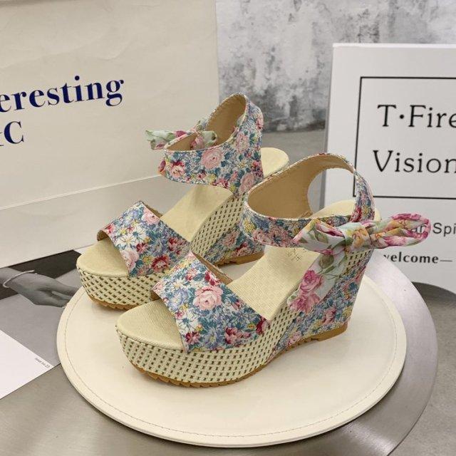 EP | Chaussures à talons Wedges