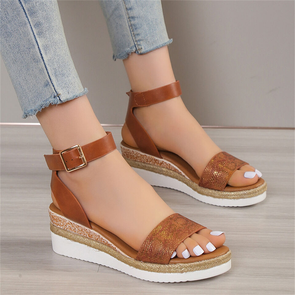 EP | Sandales pour femmes avec motif peau de serpent