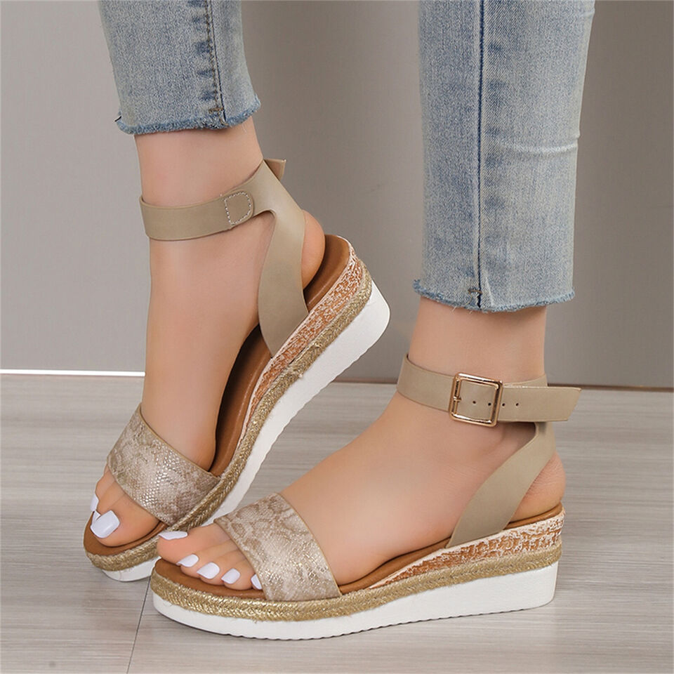 EP | Sandales pour femmes avec motif peau de serpent