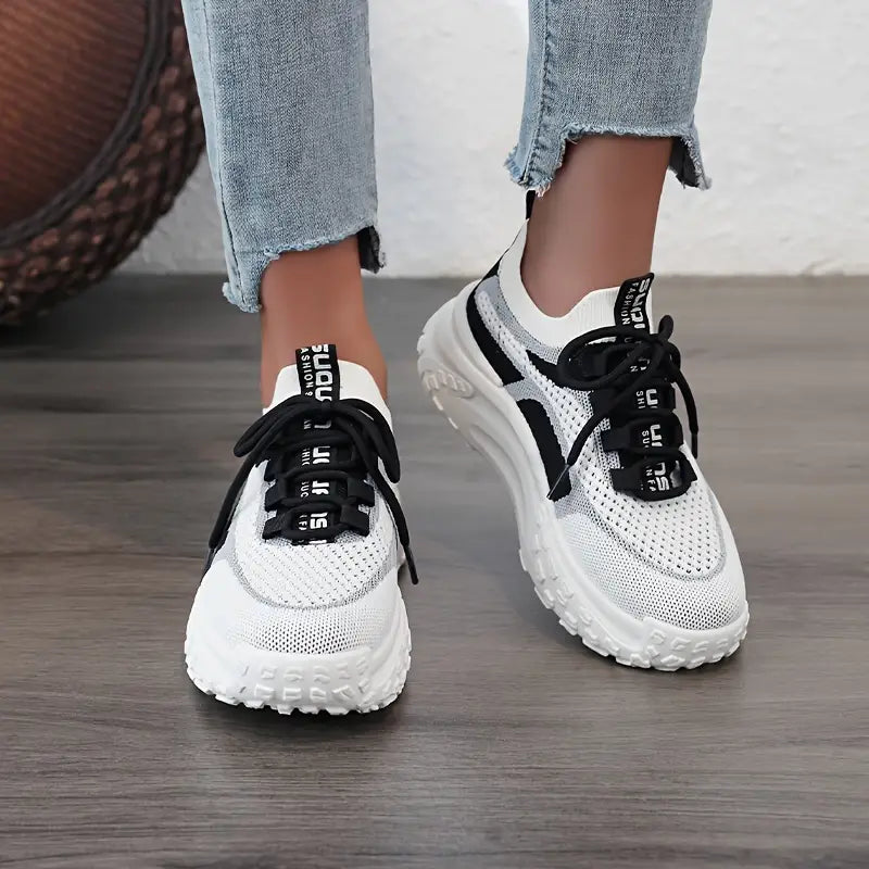 EP | BASKETS ORTHO TENDANCE EN MAILLE