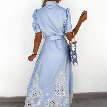 ND | Robe chic brodée