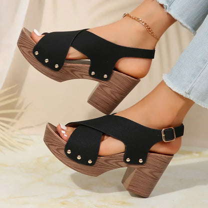 EP | Sandales à talons rehaussés