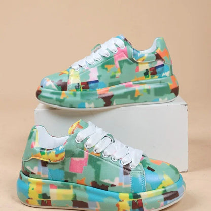ND | Chaussures de sport vivantes de style graffiti