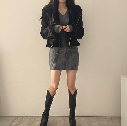 EP | Robe courte crochetée avec décolleté en V