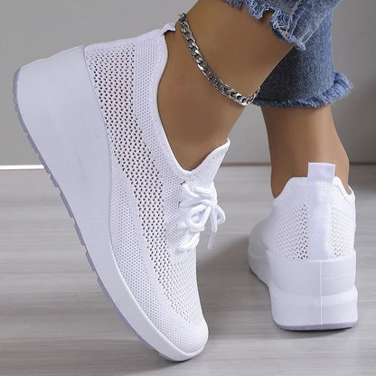 ND | Baskets en tricot avec fermeture à lacets