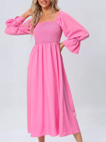 EP | Robe midi avec manches bouffantes