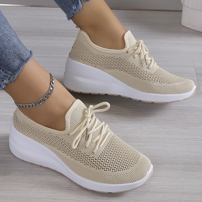 ND | Baskets en tricot avec fermeture à lacets