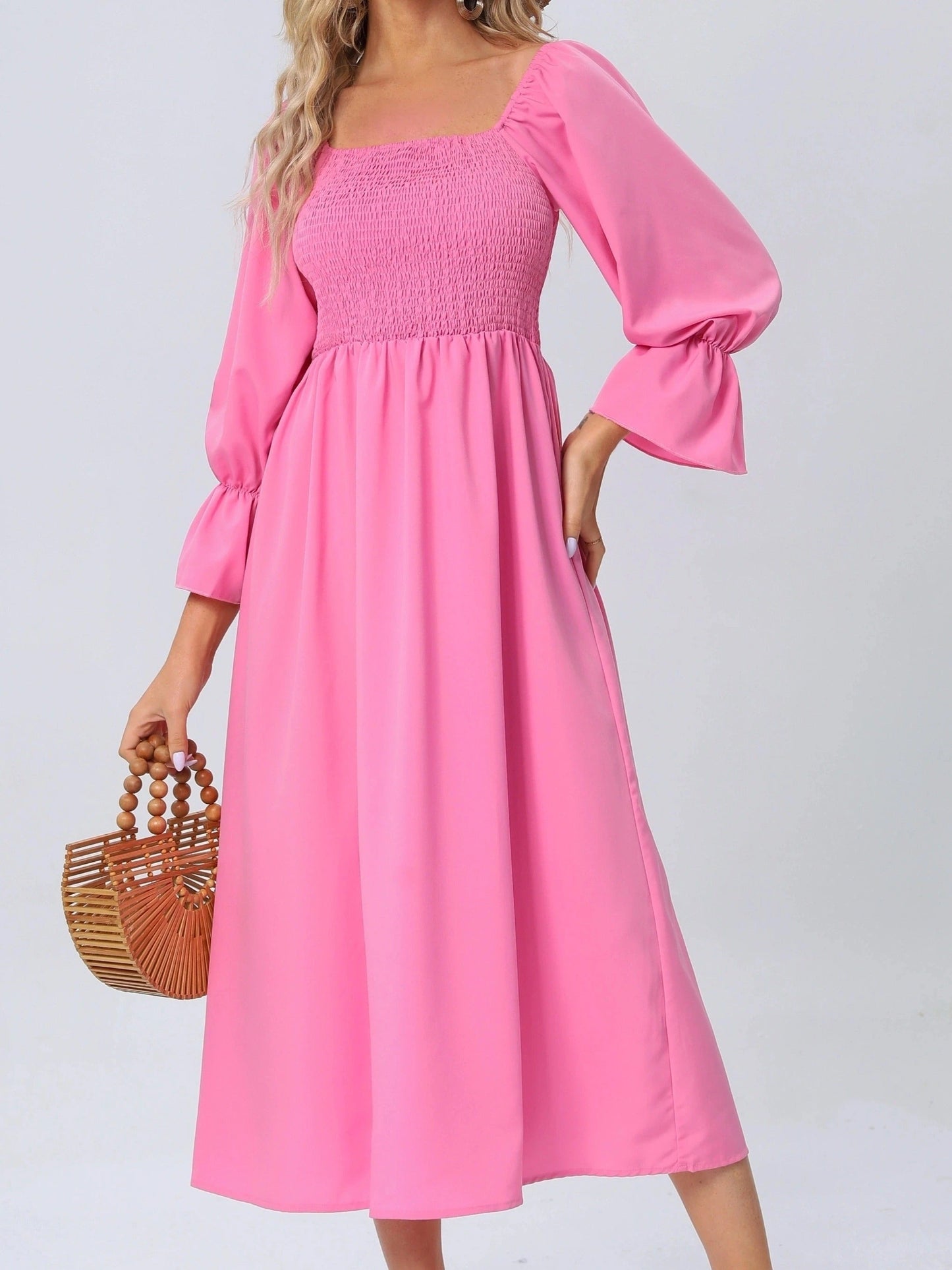 EP | Robe midi avec manches bouffantes