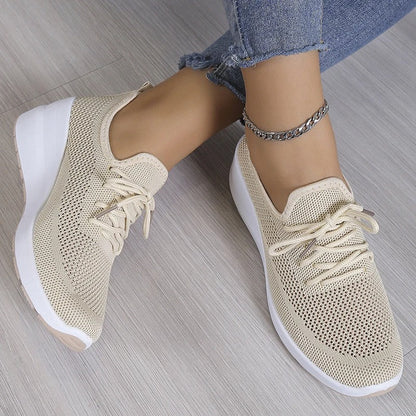 ND | Baskets en tricot avec fermeture à lacets